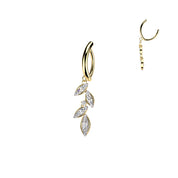 .שלכת - חישוק קליקר עשוי עשוי סרג'יקל סטיל 316 (מתכת רפואית)
חישוק קליקר מעוטר בזירקונים שלכת נופלים.
צבע&nbsp;- כסף , זהב
מידה&nbsp;-&nbsp;מגיע בעובי של 1.6 מ"מ&nbsp;ובקוטר 10 מ"מ

העגיל מיועד&nbsp;בעיקר לאזורים הבאים:
- פירסינג בטבור
- כמובן שניתן לענוד את העגיל גם באזורים אחרים (: