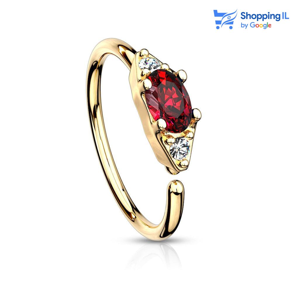 חישוק בלו - מון- חישוק פתוח עשוי סרג'יקל סטיל 316 (מתכת רפואית) מצופה זהב 14 קראט, סגירת החישוק מתבצעת בעזרת כיפוף. עגיל נזם משובץ אבן זירקון כחולה בעיצוב אובל, עם זוג אבני זירקון נוספים . צבע - כחול, רוז ורוד, אדום מידה - מגיע בעובי של 0.8  מ"מ ובקוטר 8 מ"מ  העגיל מיועד בעיקר לאזורים הבאים: - פירסינג נזם - רוק פירסינג - הליקס דק שנעשה בעזרת אקדח - כמובן שניתן לענוד את העגיל גם באזורים אחרים (: