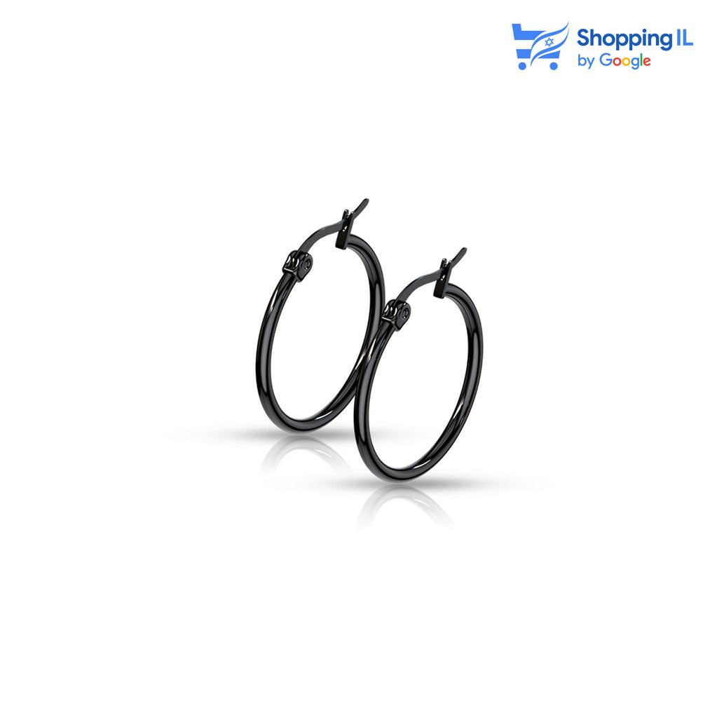 חישוקי רומבה  -עשויים מתכת רפואית . העגילים בעיצוב חישוקים דקים בגדלים שונים. צבע - כסוף/שחור מידה - מגיע בעובי של 0.6 מ"מ ובקוטר 15/25/35/70/75  הפירסינג מיועד בעיקר לאזורים הבאים: - תנוך - כמובן שניתן לענוד את העגיל גם באזורים אחרים (: